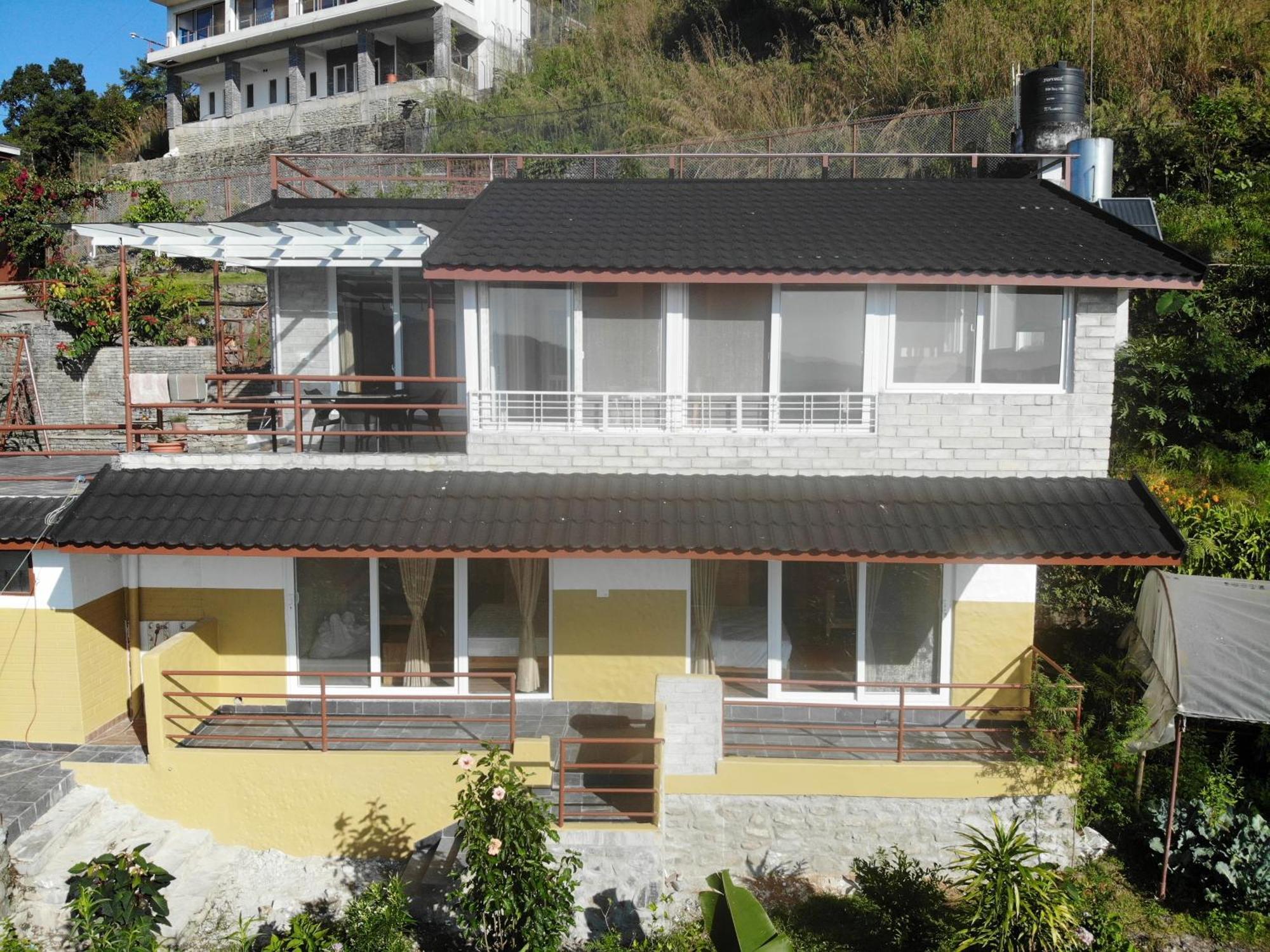 The North Face Inn'S Homestay Pokhara Bagian luar foto